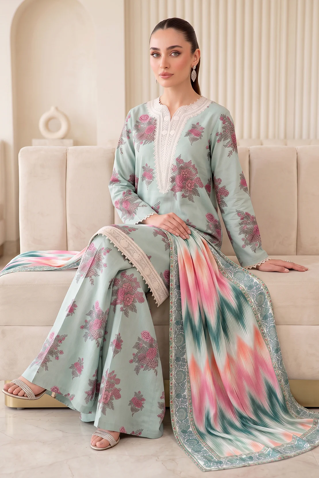 Embroidered - 3 Pc Lawn Suit - Image 2