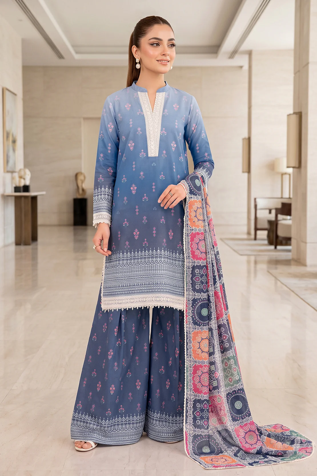 Embroidered - 3 Pc Lawn Suit