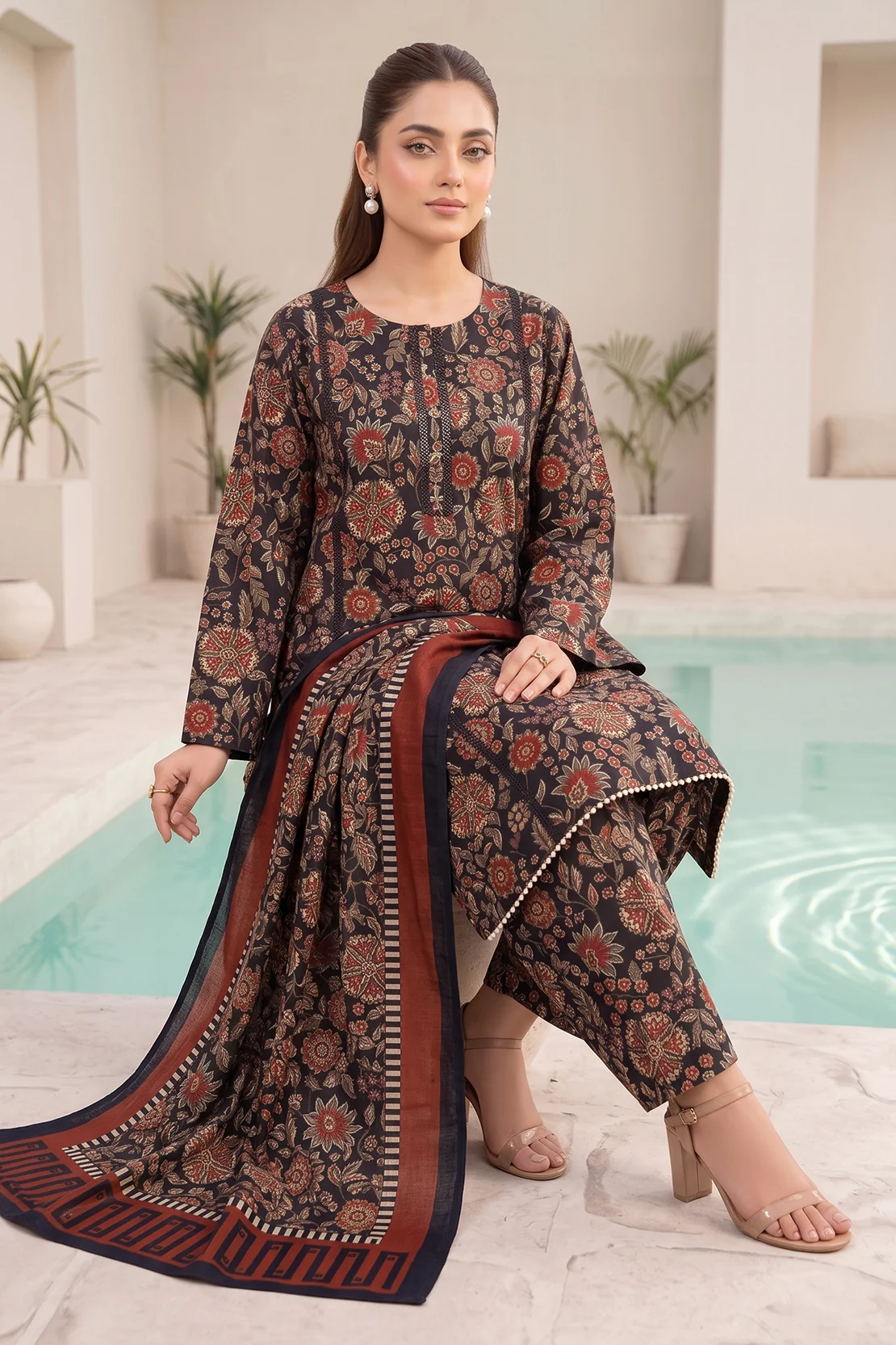 Printed - 3 Pc Lawn Suit - Image 2