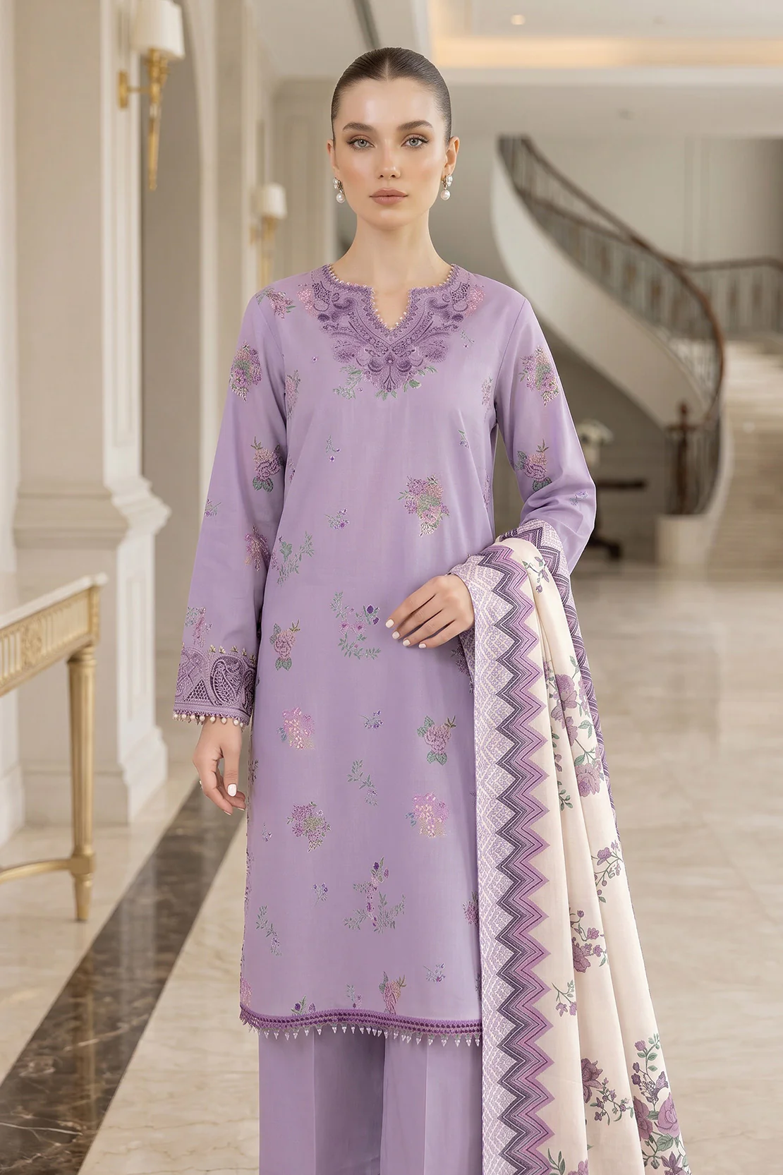 Embroidered - 3 Pc Lawn Suit - Image 2