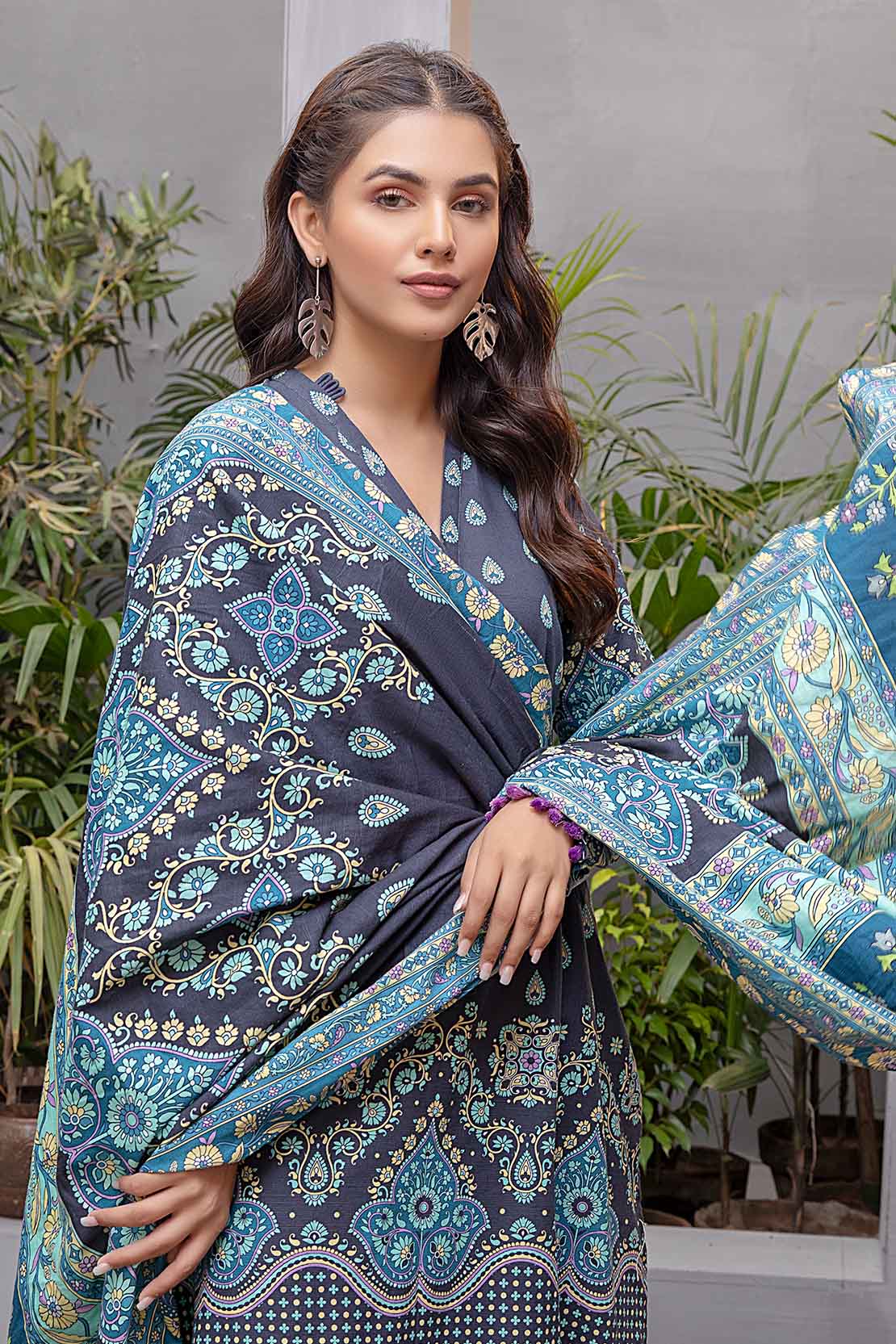 Shirt Trouser Dupatta - Image 4