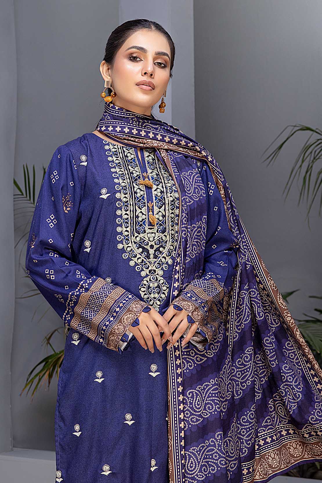 Shirt Trouser Dupatta - Image 4