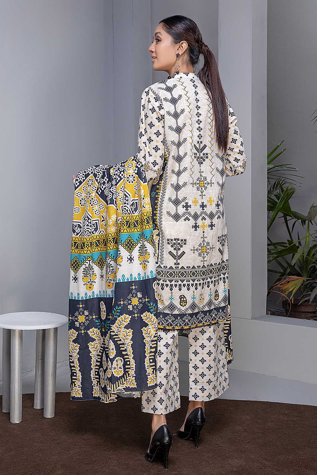 Shirt Trouser Dupatta - Image 2