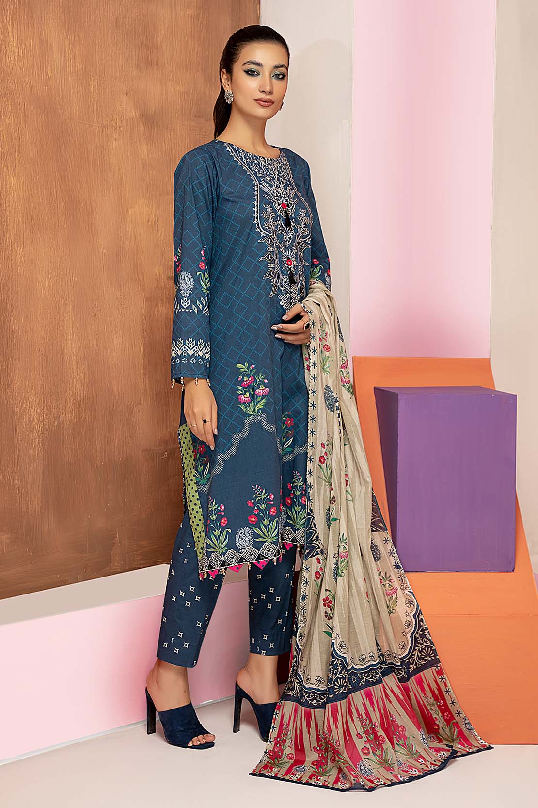 Shirt Trouser Dupatta - Image 4