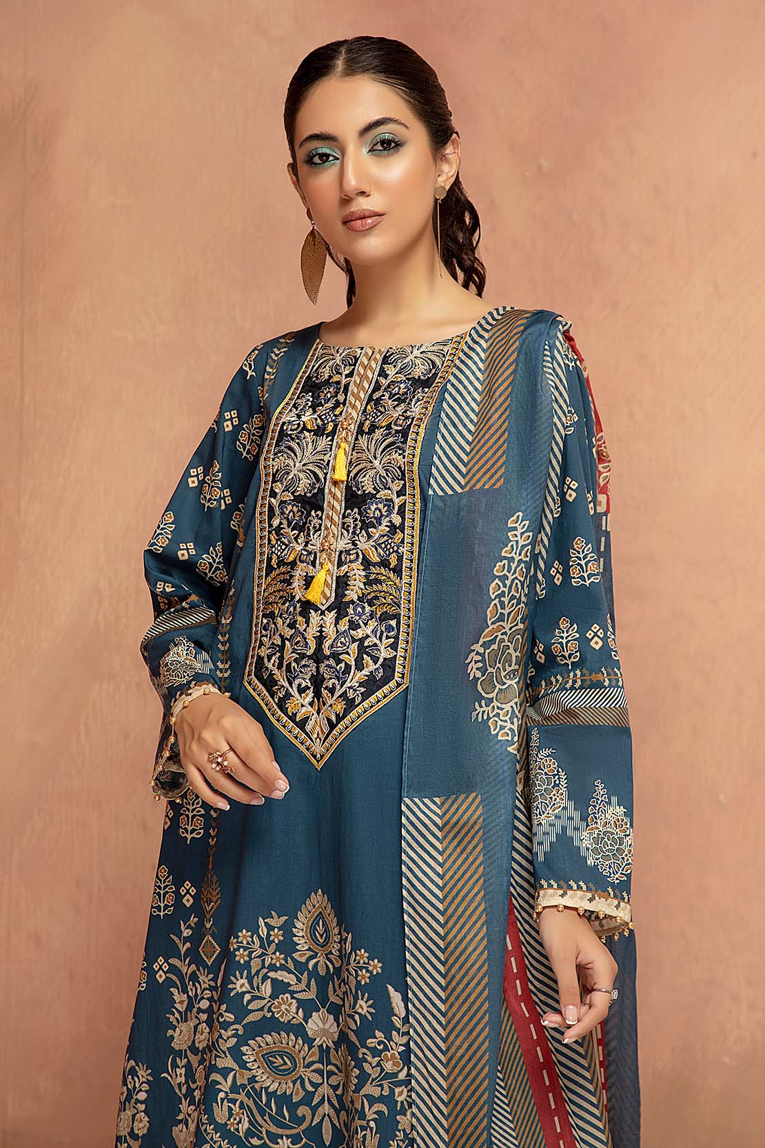 Shirt Trouser Dupatta - Image 4