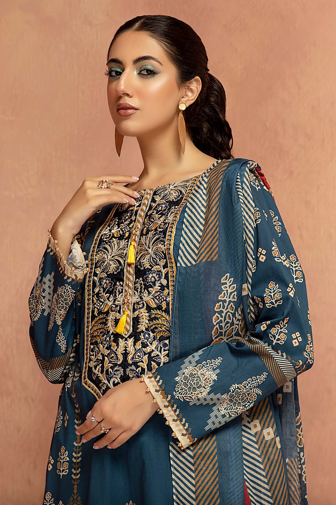 Shirt Trouser Dupatta - Image 5
