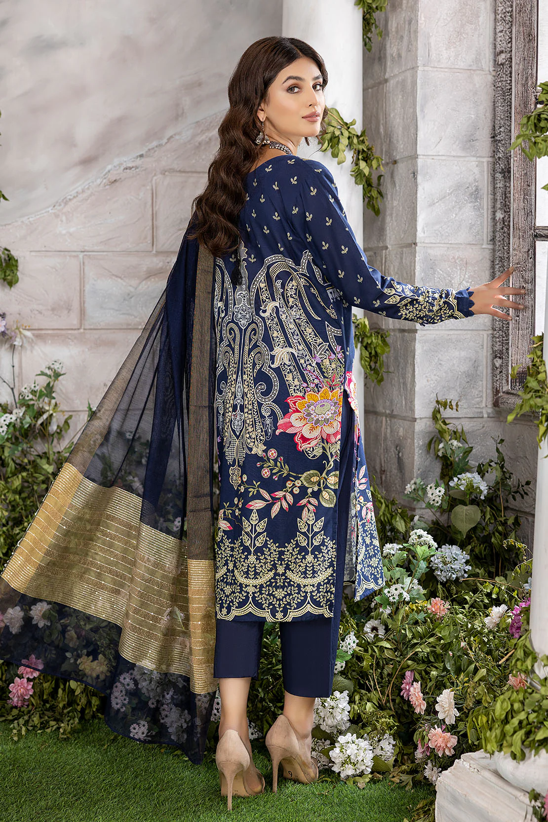 Shirt Trouser Dupatta - Image 2