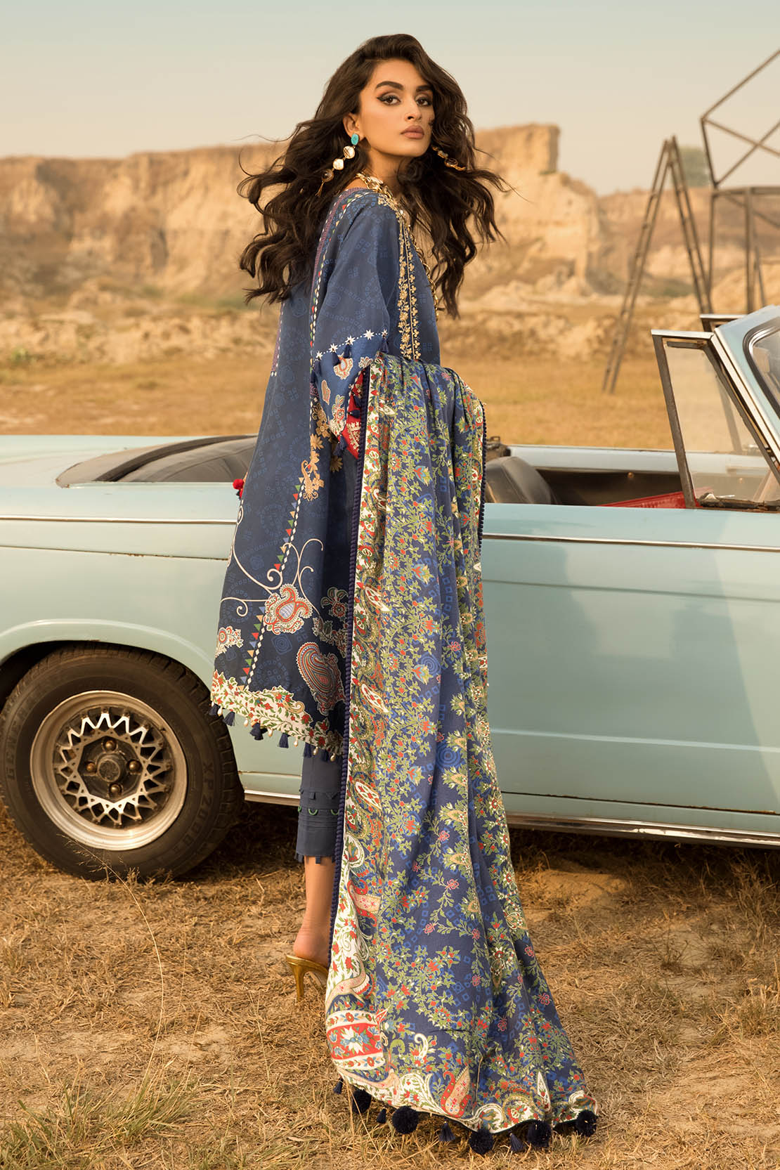 Premium Khaddar Suit - Image 2