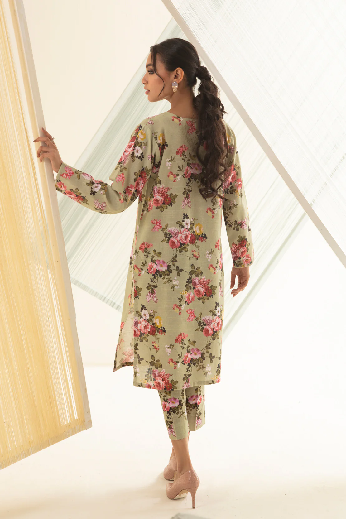 2-PIECE STRAIGHT SHIRT WITH STRAIGHT TROUSER - Image 3
