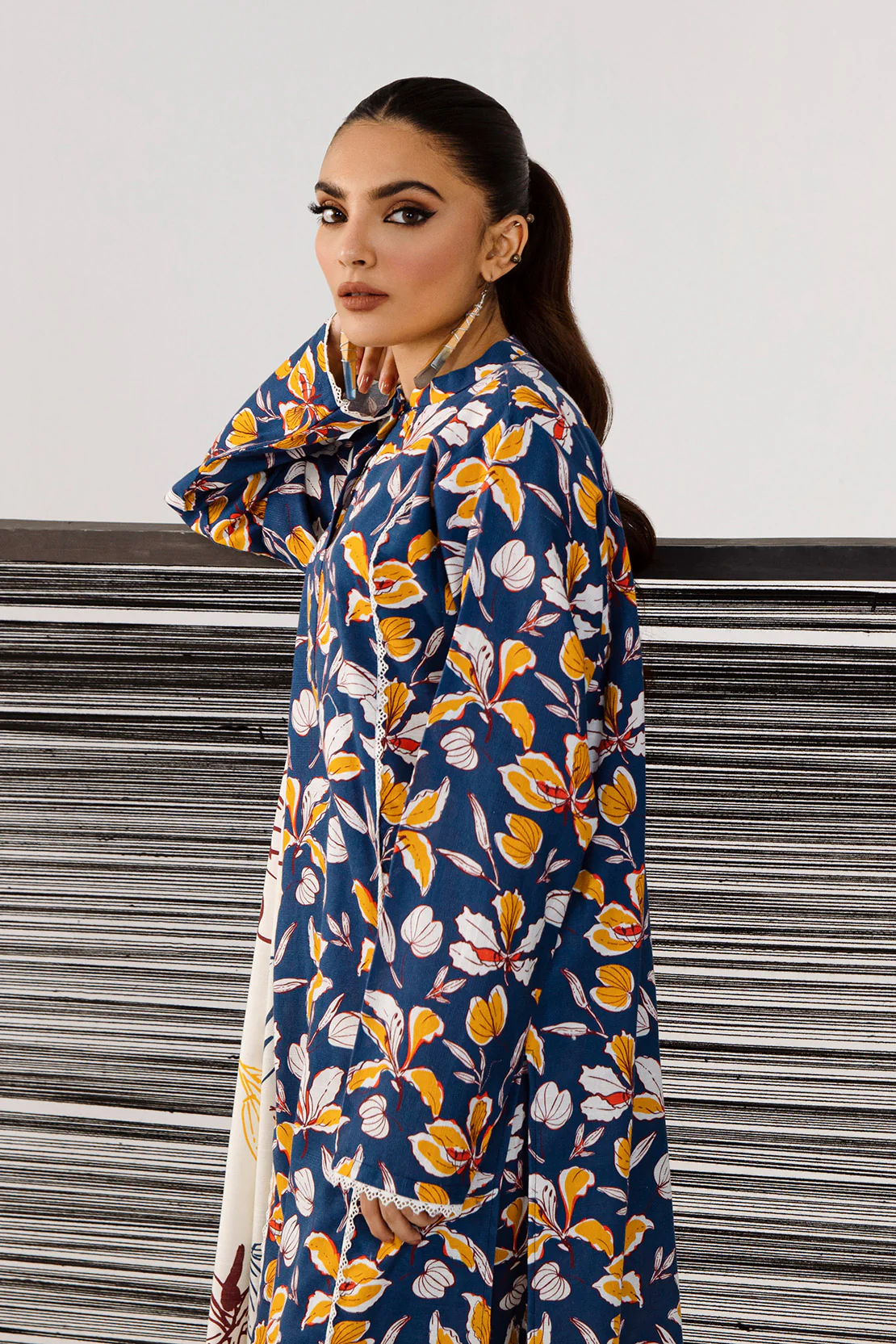 Shirt Trouser Dupatta - Image 3