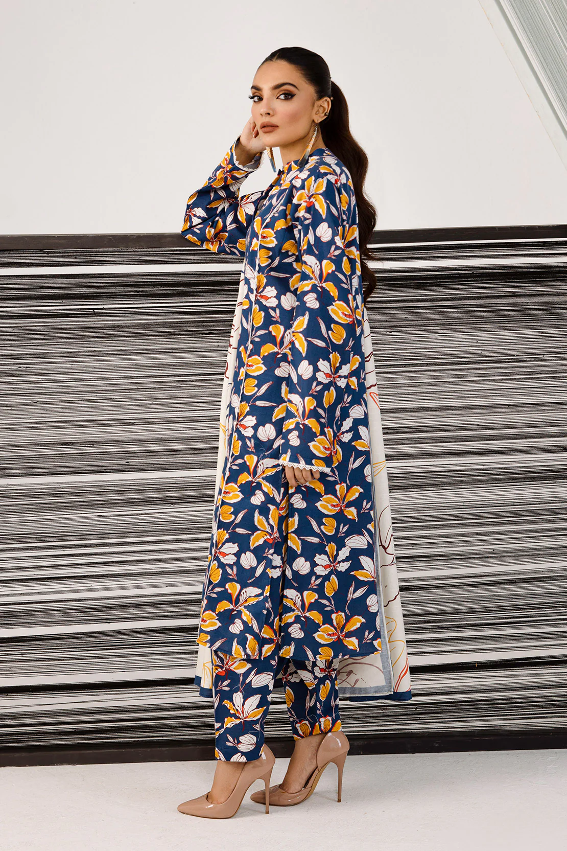 Shirt Trouser Dupatta - Image 5