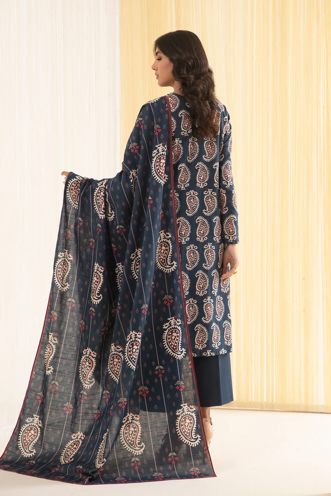 3 PC DIGITAL PRINT SHIRT & DUPPATA & DYED PANTS  WITHOUT EMBROIDERY - Image 3