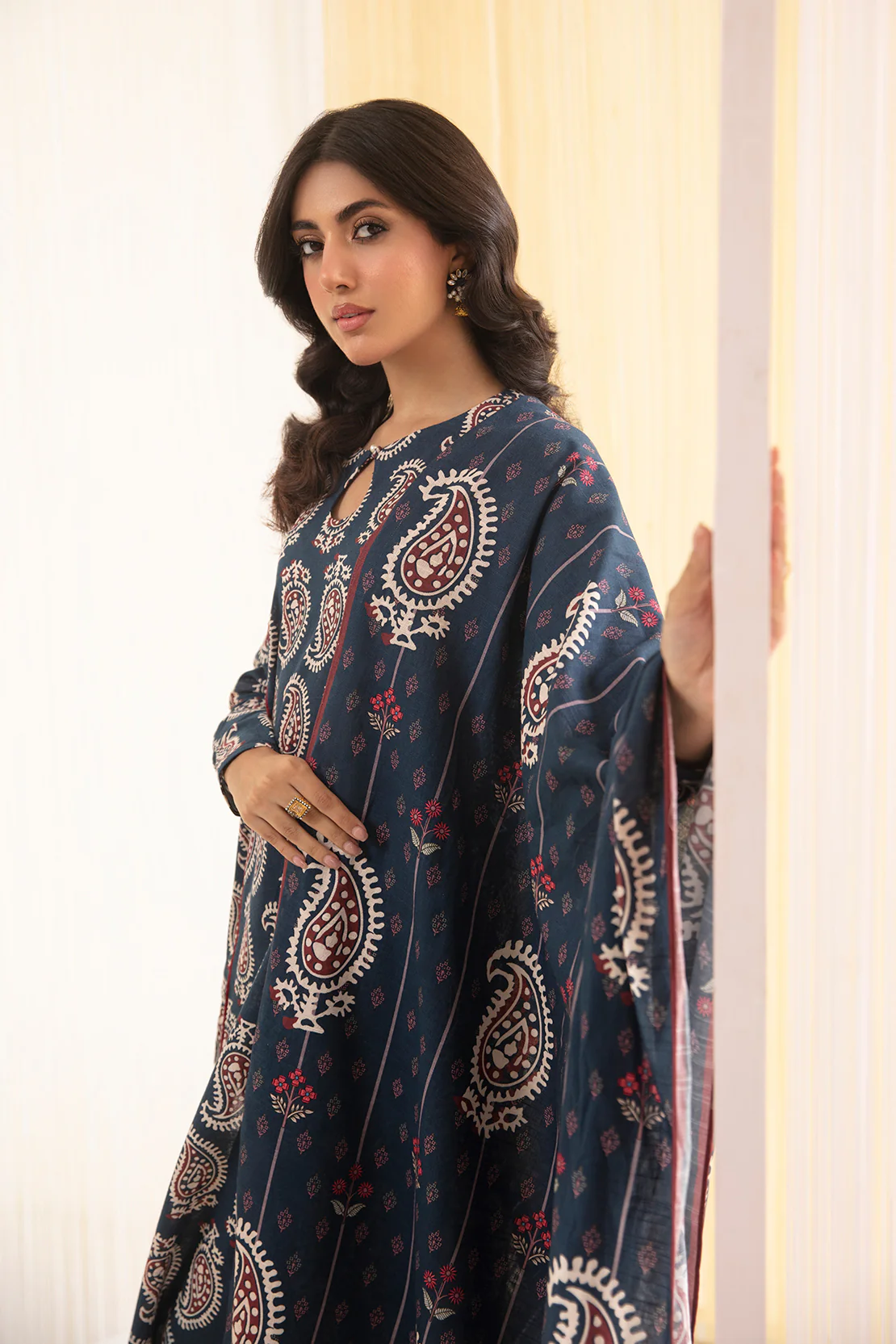 3 PC DIGITAL PRINT SHIRT & DUPPATA & DYED PANTS  WITHOUT EMBROIDERY - Image 4