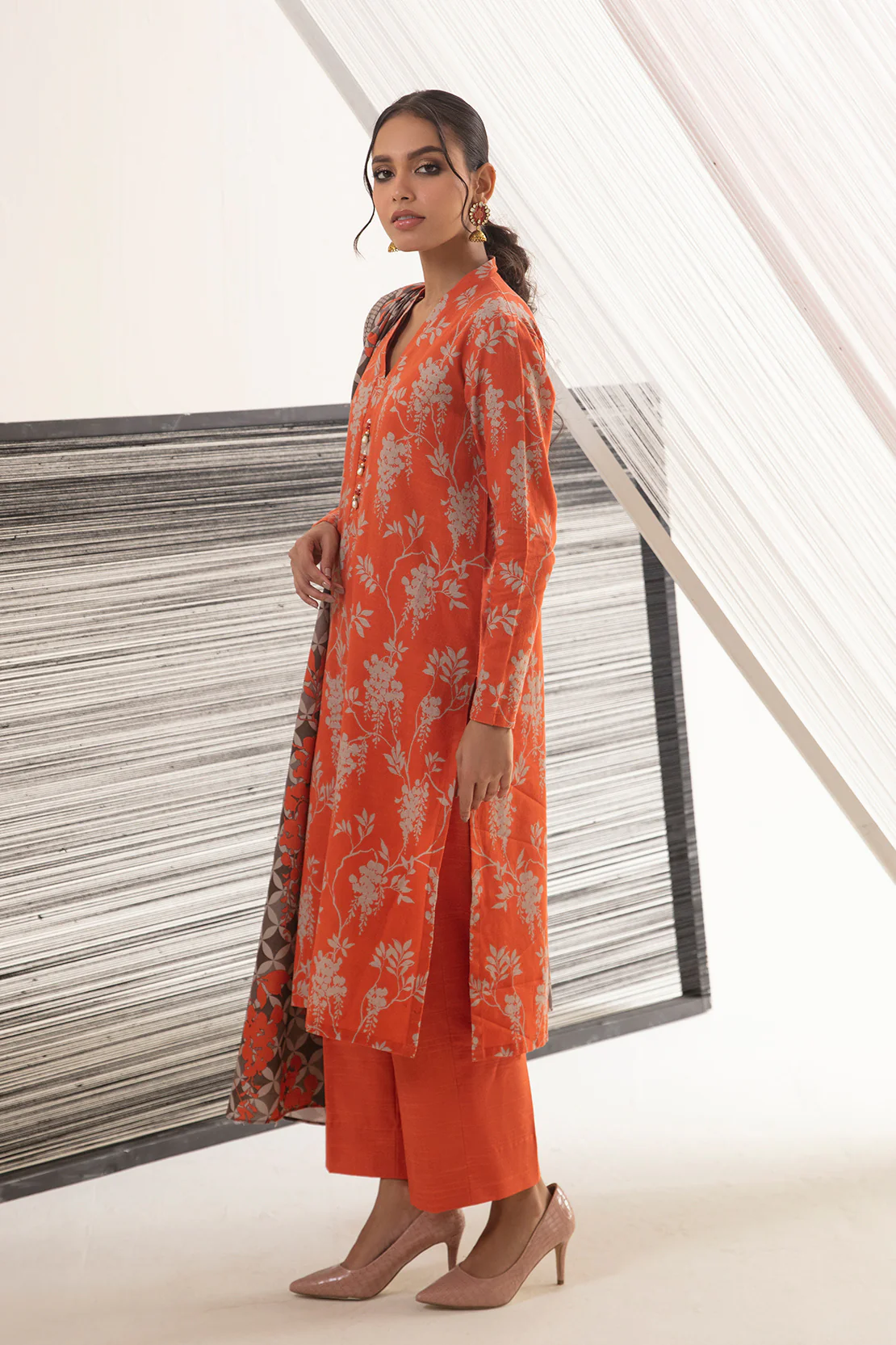 3 PC DIGITAL PRINT SHIRT & DUPPATA & DYED PANTS WITHOUT EMBROIDERY - Image 4