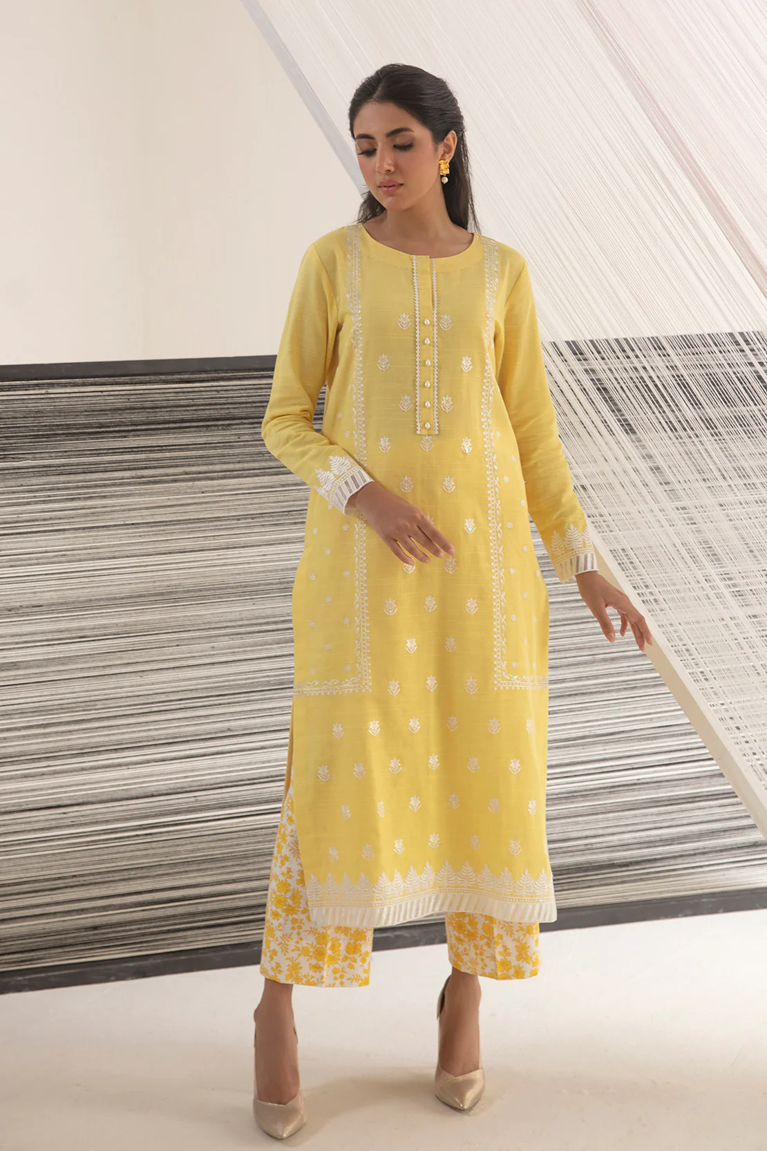2 PIECE - EMBROIDERED SHIRT WITH PRINTED TROUSERS - Image 4