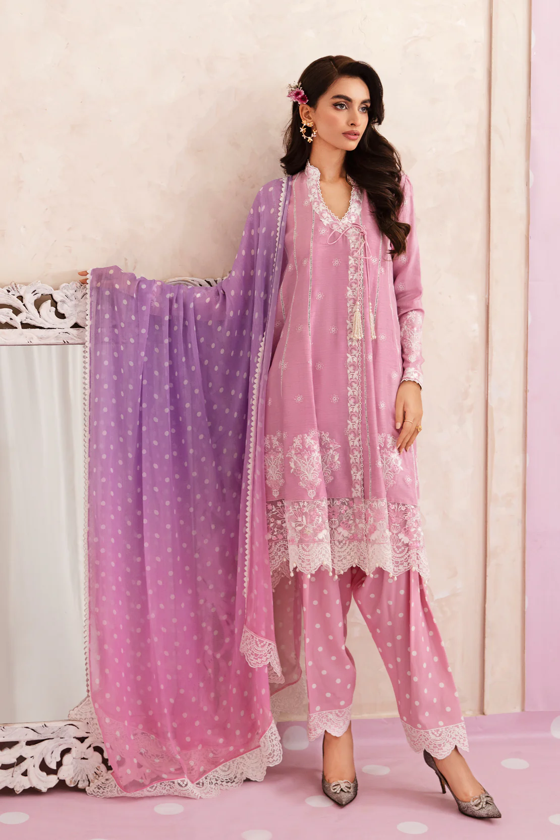 Embroidered Grip Suit