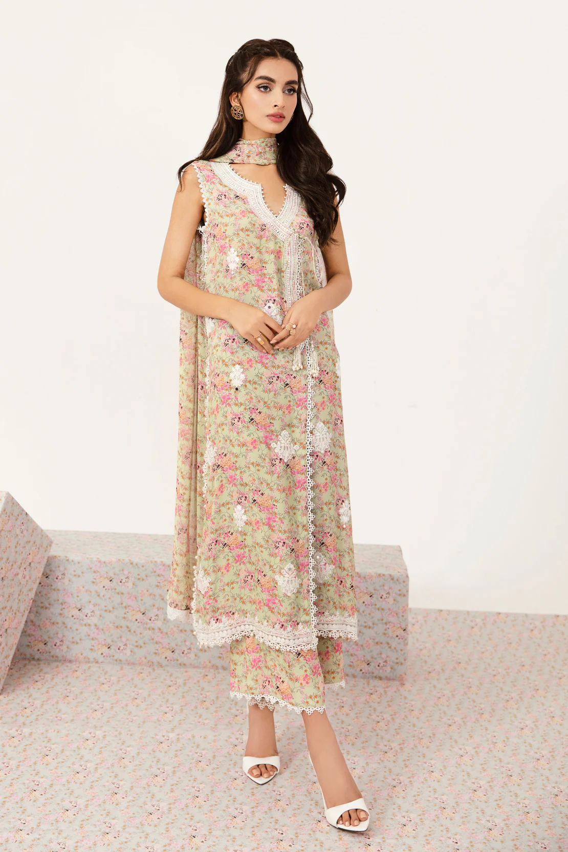 Embroidered Grip Suit - Image 3