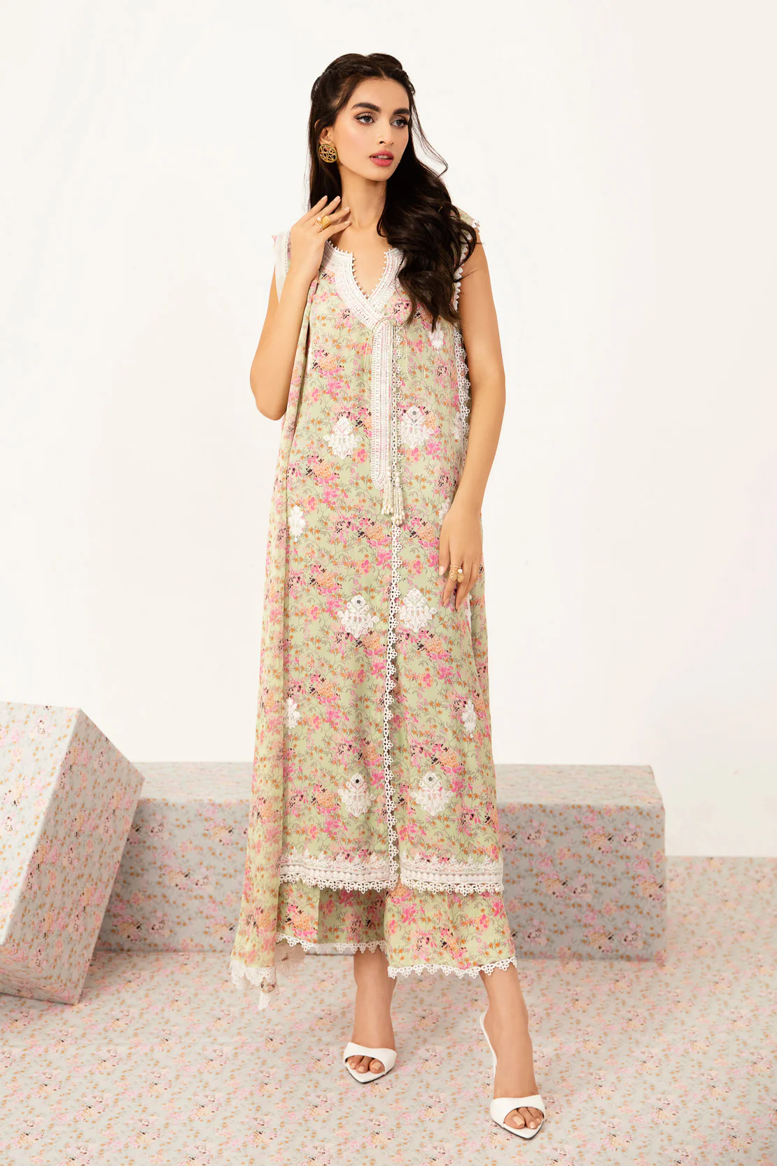 Embroidered Grip Suit - Image 4