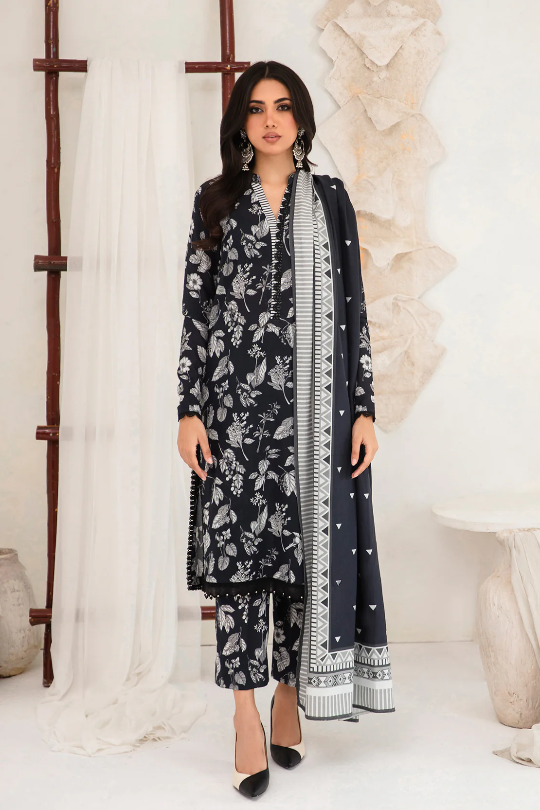 Shirt Trouser Dupatta - Image 4