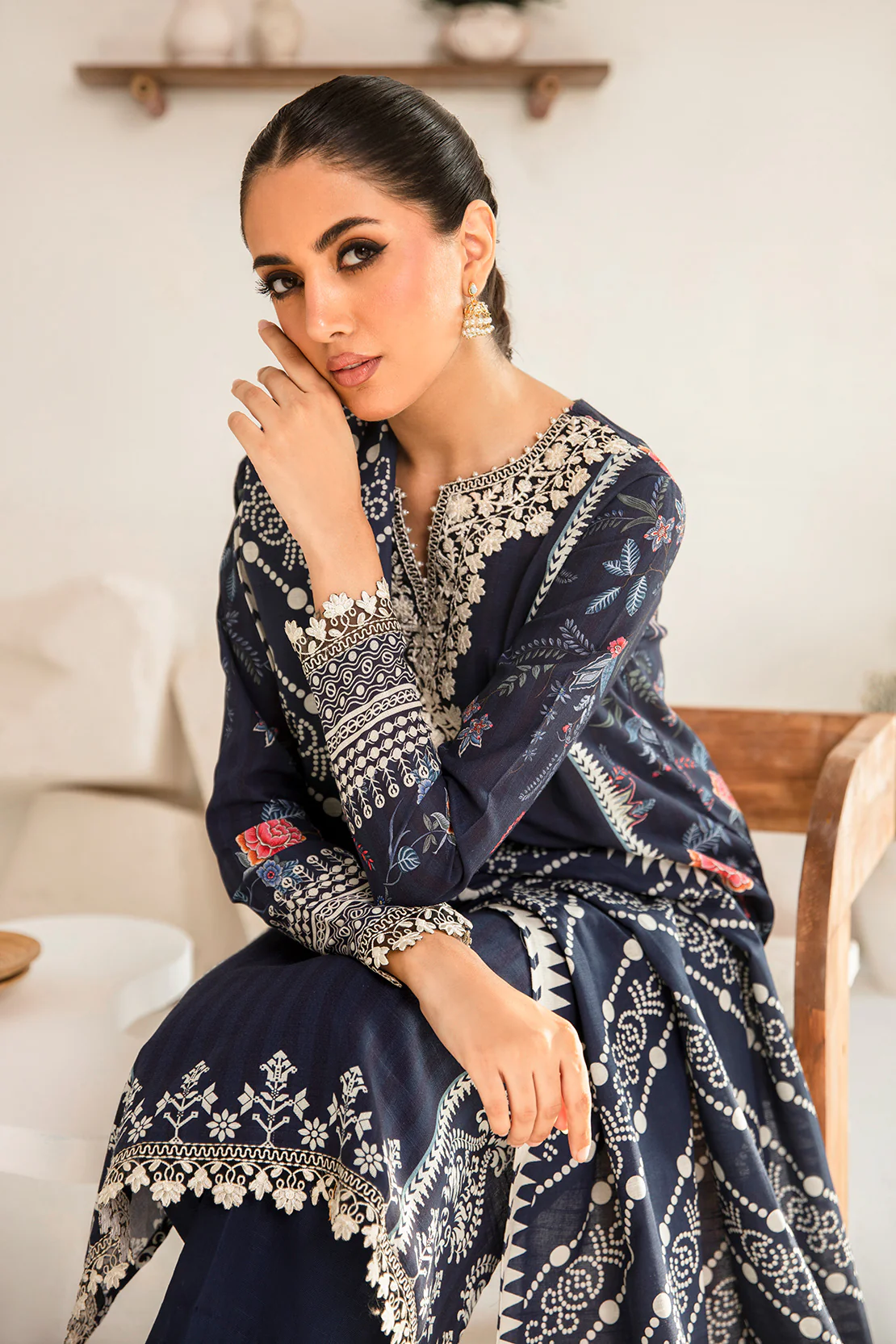 Shirt Trouser Dupatta - Image 2