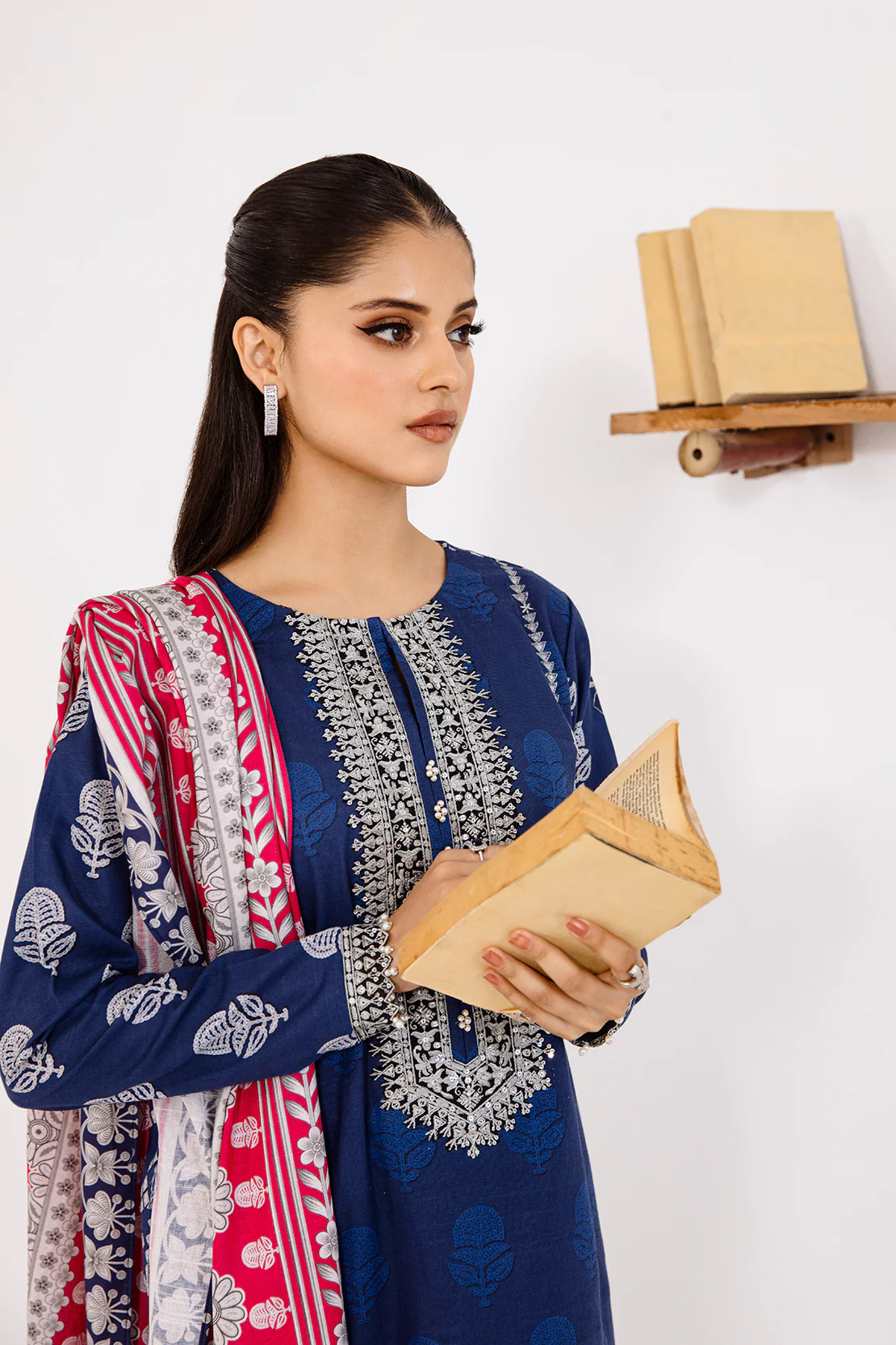 Shirt Trouser Dupatta - Image 2