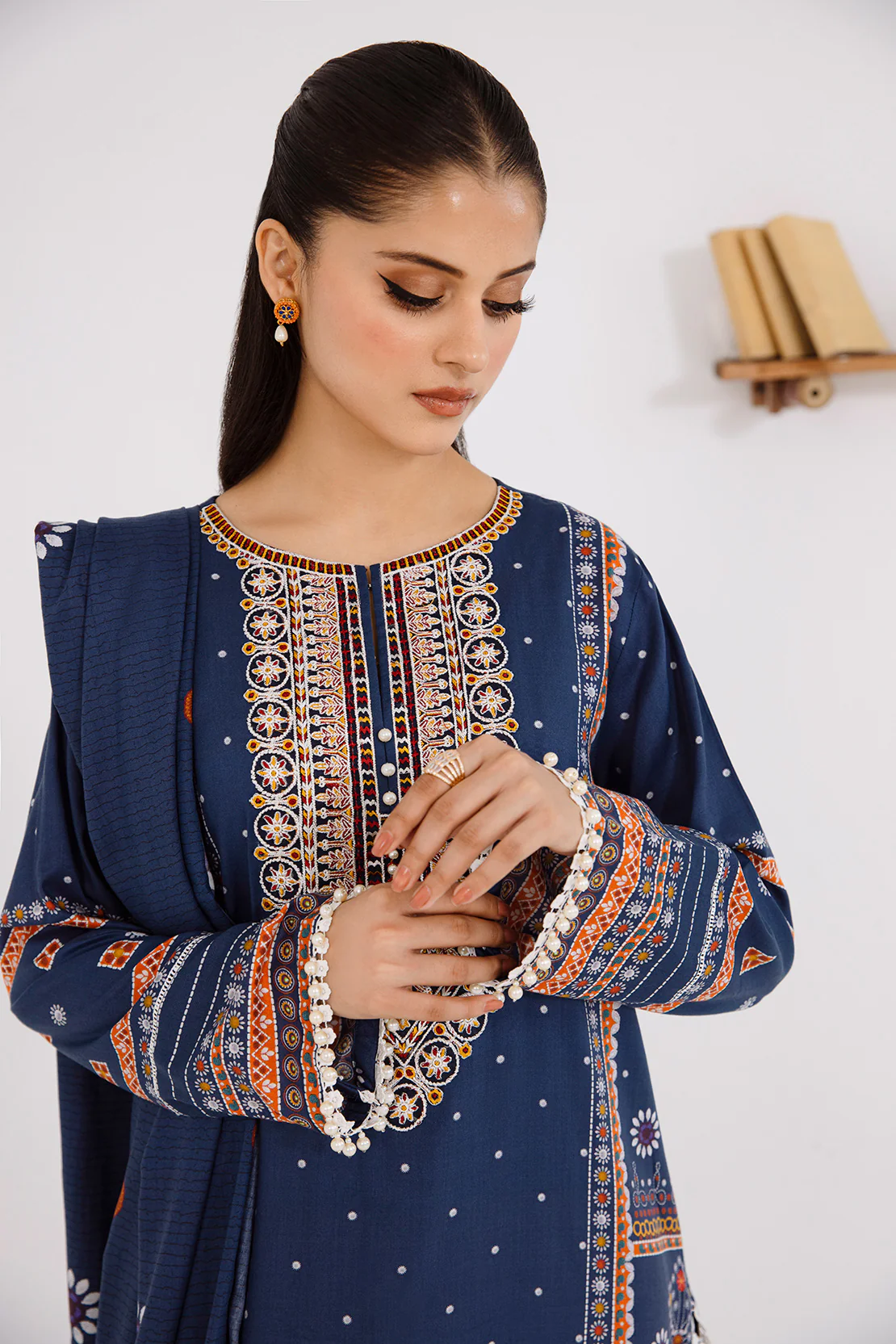 Shirt Trouser Dupatta - Image 2