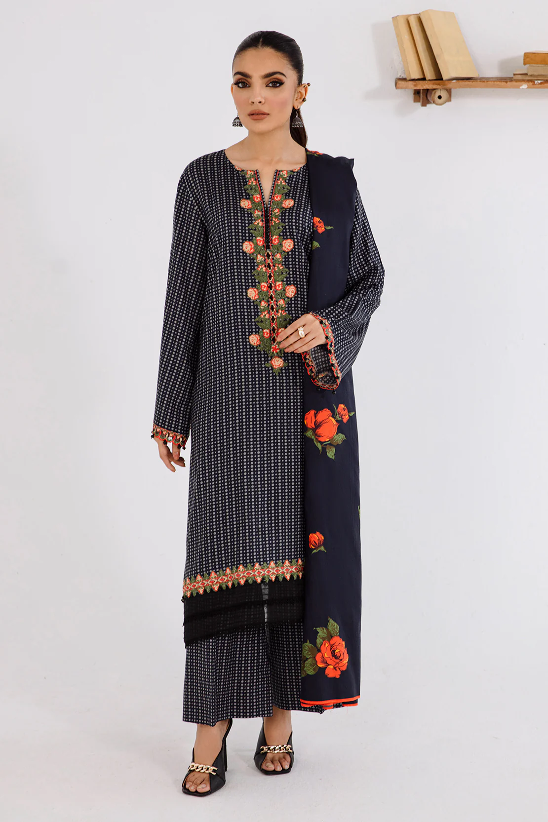 Shirt Trouser Dupatta - Image 5