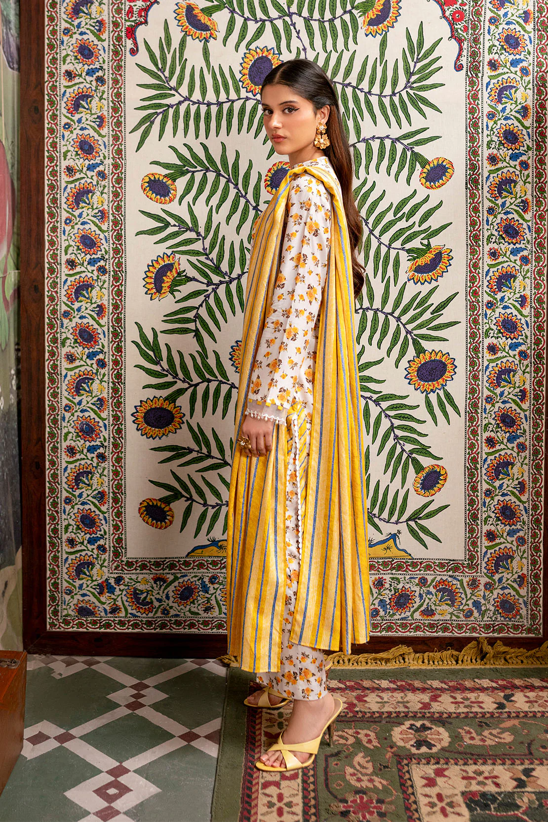 Printed - 3 Pc Linen Suit - Image 2