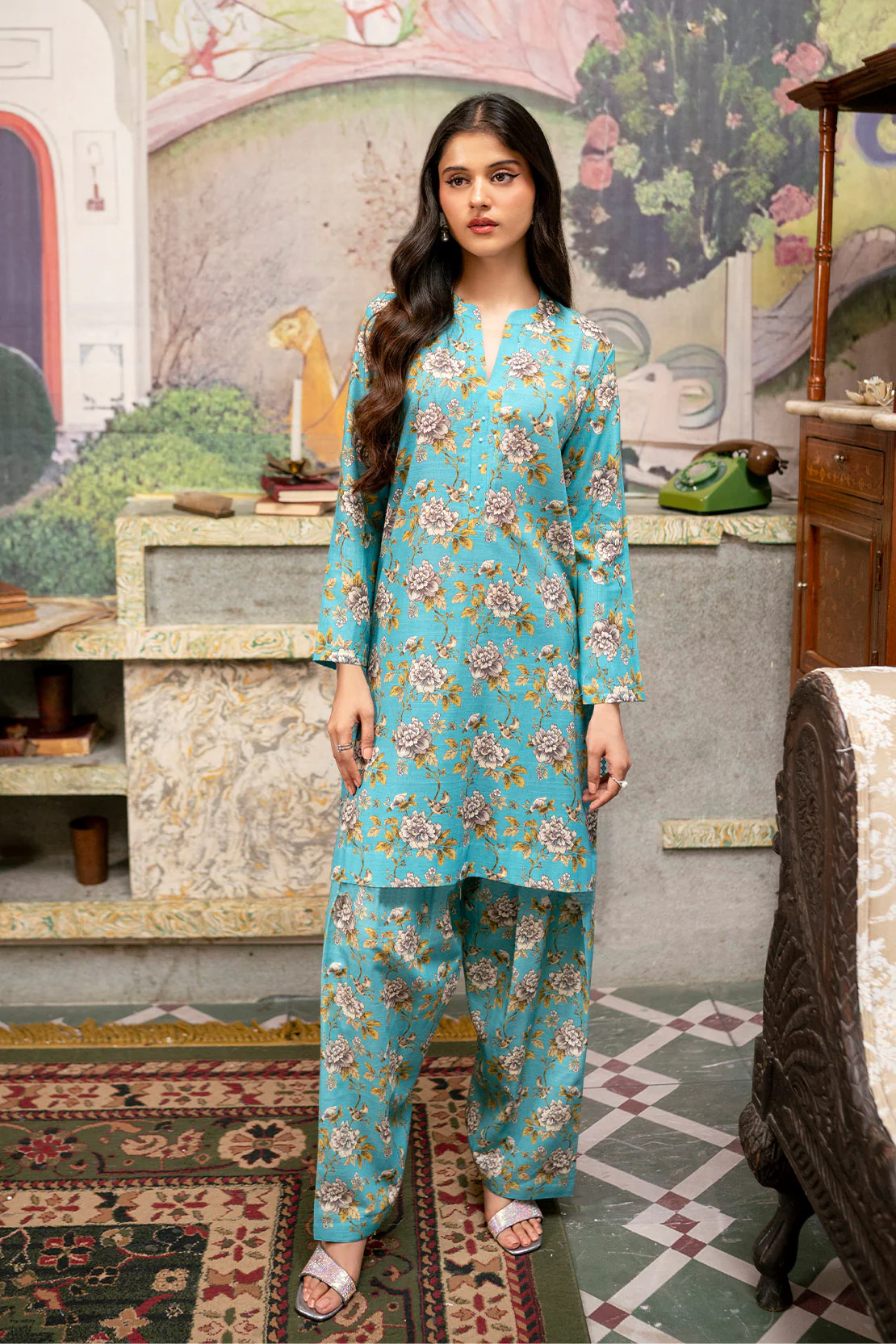 Printed - 2 Pc Khaddar Suit (Stitched)