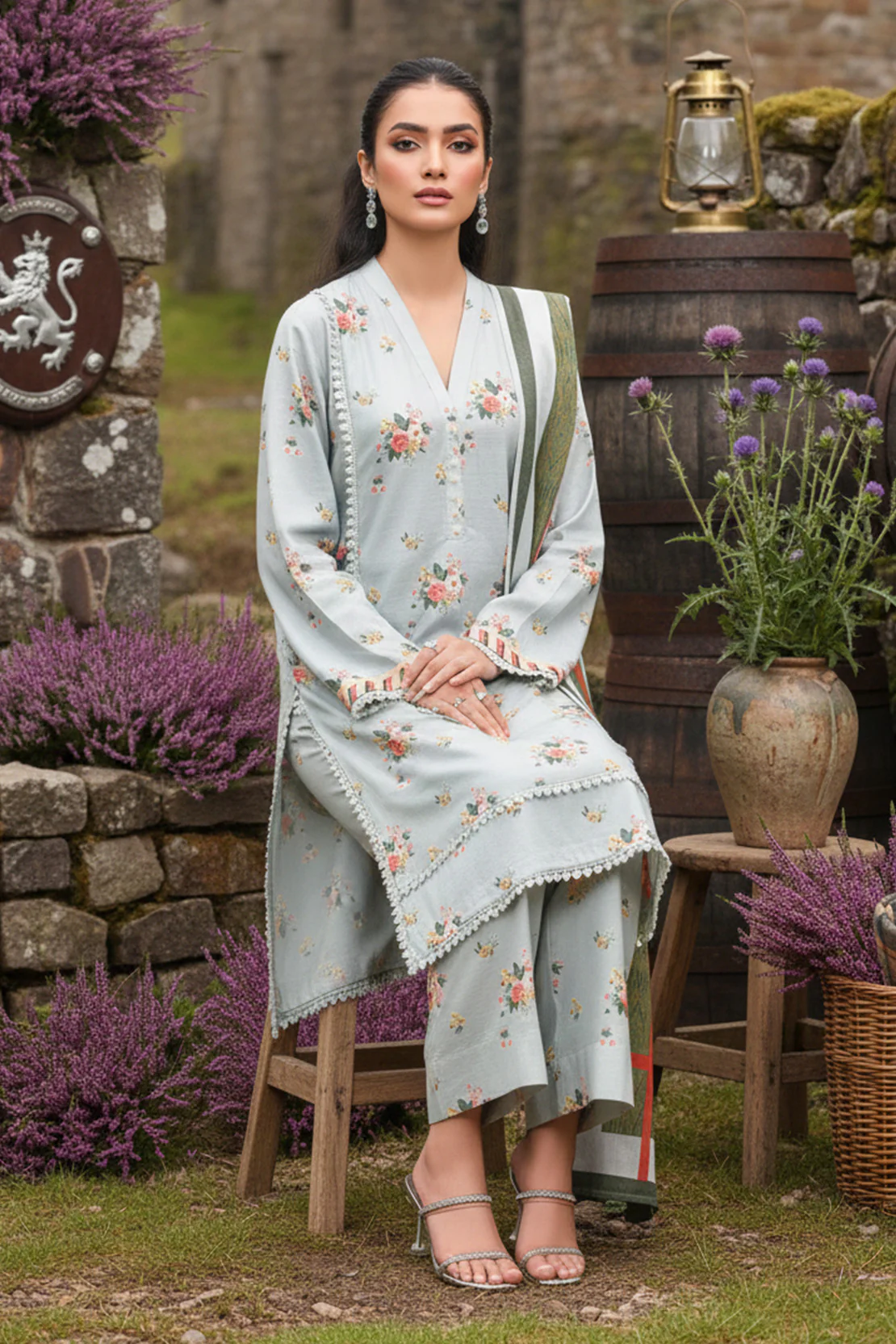 Printed - 3 Pc Khaddar Suit - Image 5