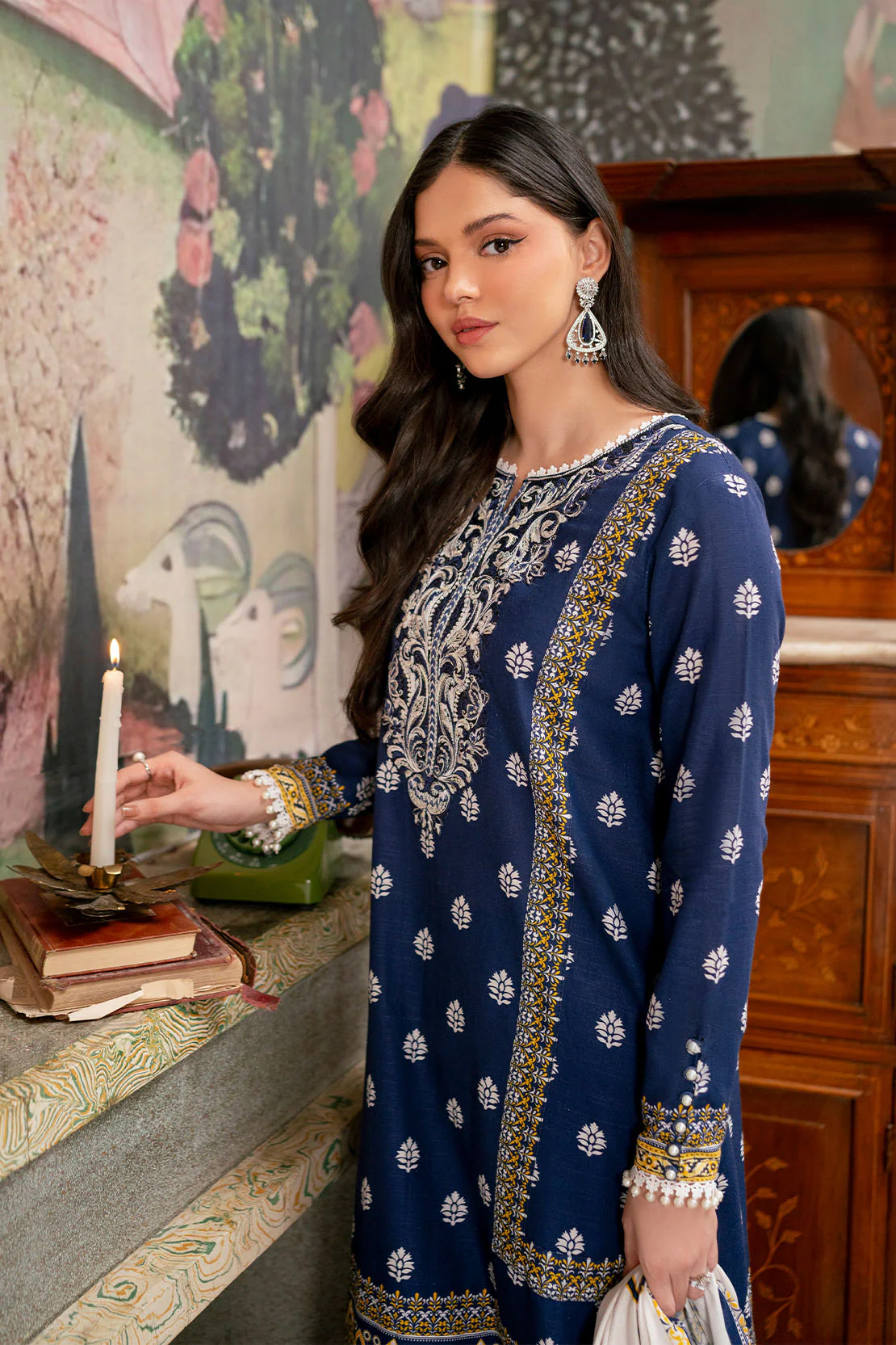 Embroidered - 3 Pc Khaddar Suit - Image 5