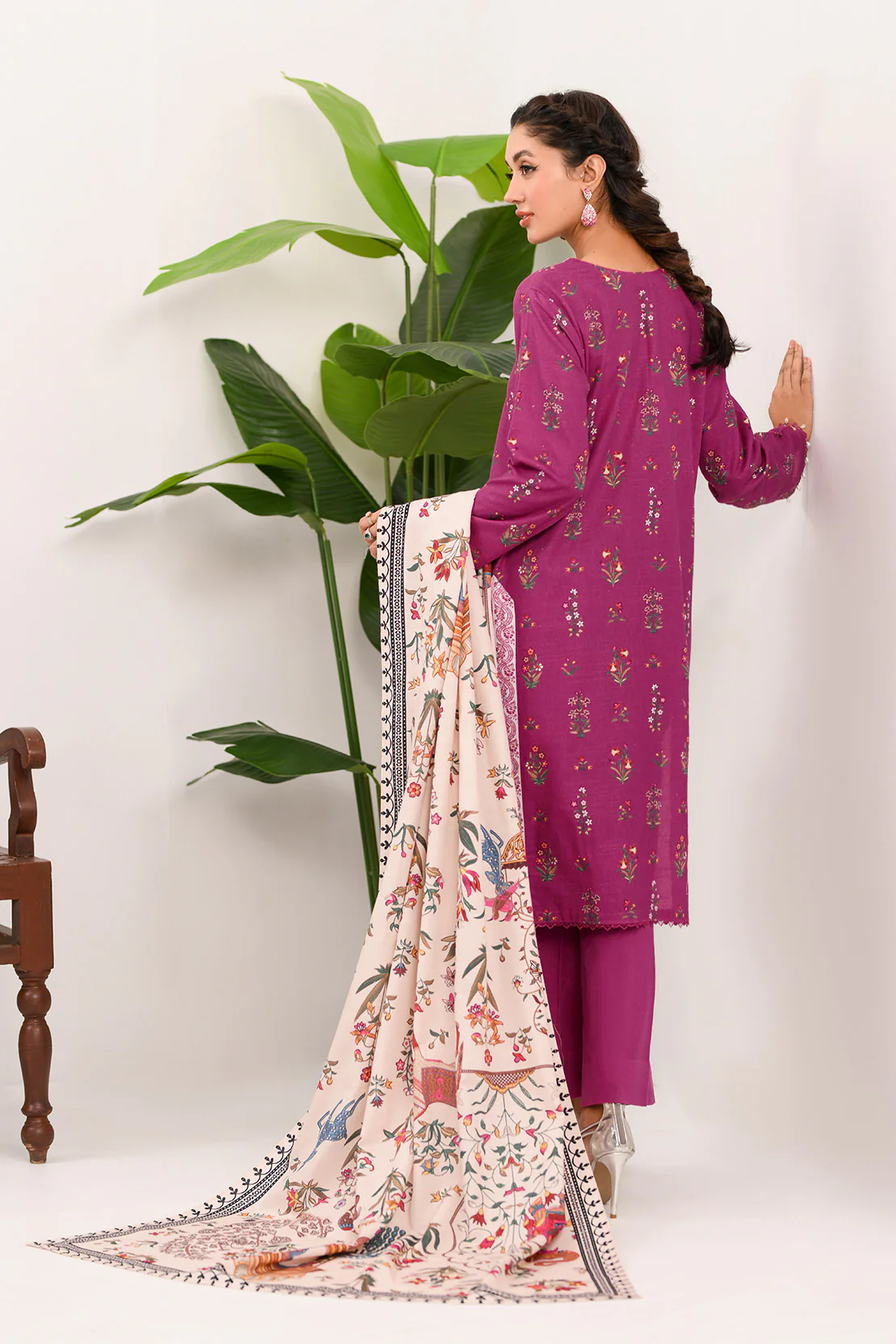 Embroidered - 3 Pc Khaddar Suit - Image 2