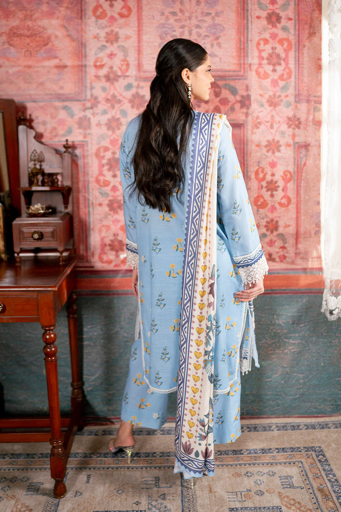 Embroidered - 3 Pc Khaddar Suit - Image 3