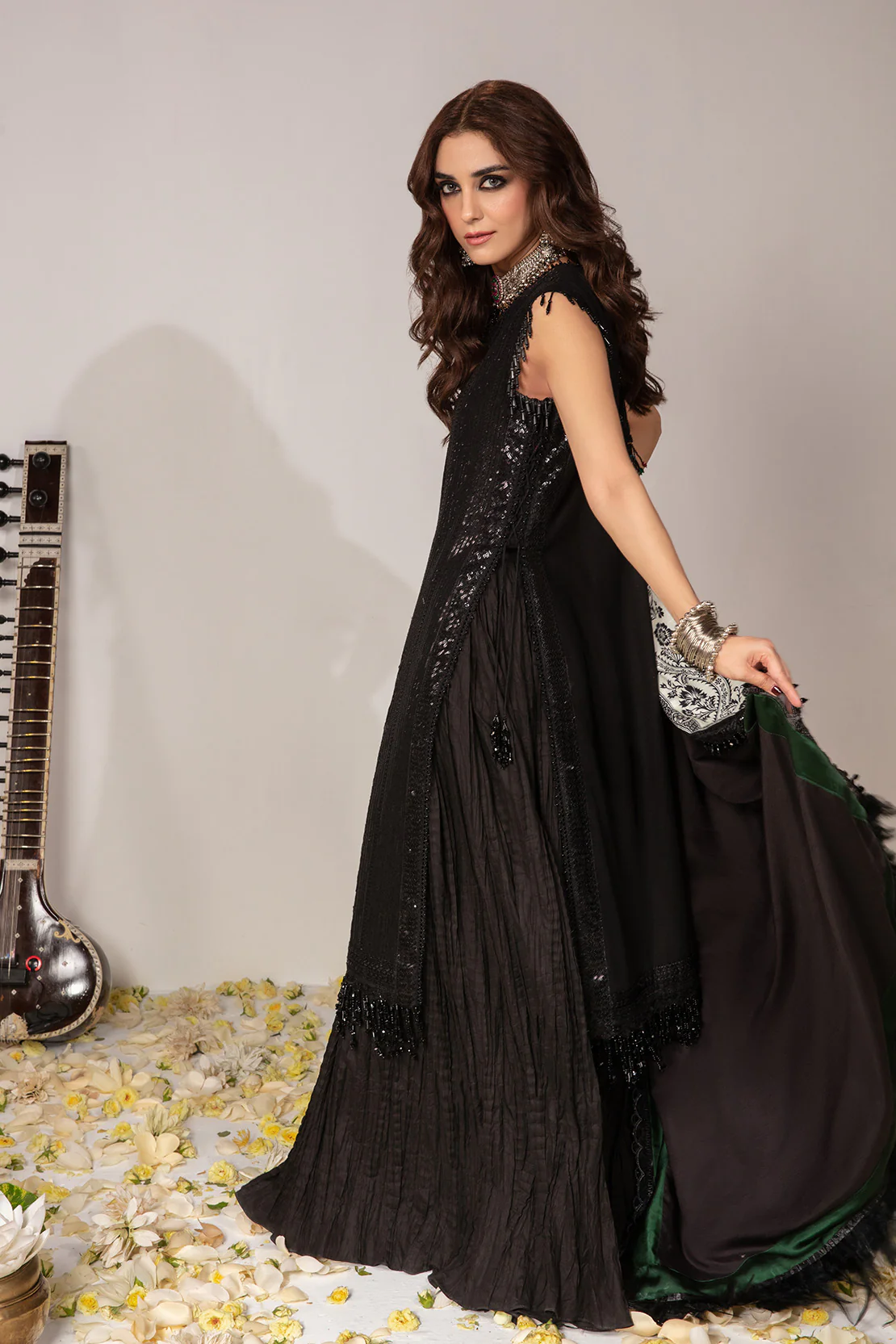 Premium - 3 Pc Khaddar Suit - Image 3