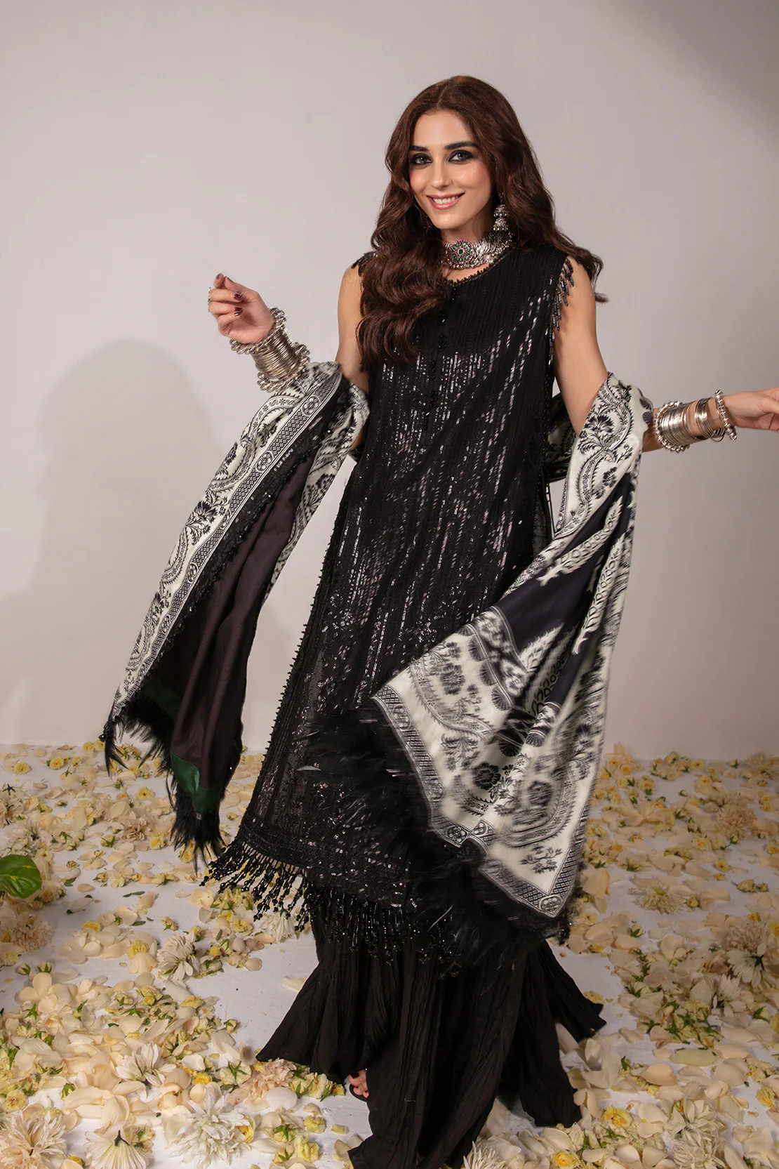 Premium - 3 Pc Khaddar Suit - Image 8