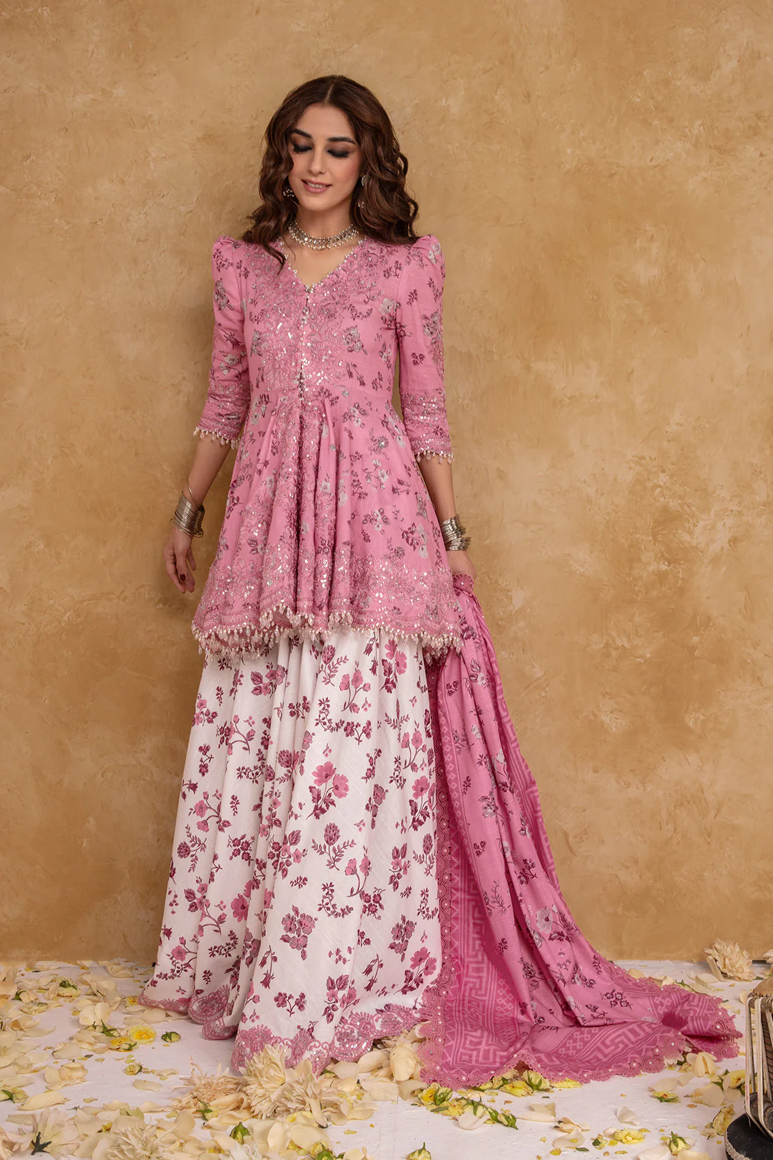 Premium - 3 Pc Khaddar Suit - Image 4
