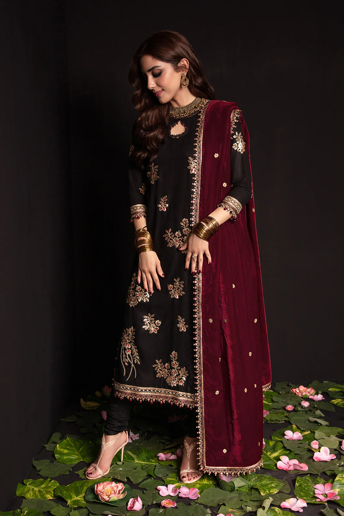 Premium - 3 Pc Khaddar Suit - Image 4