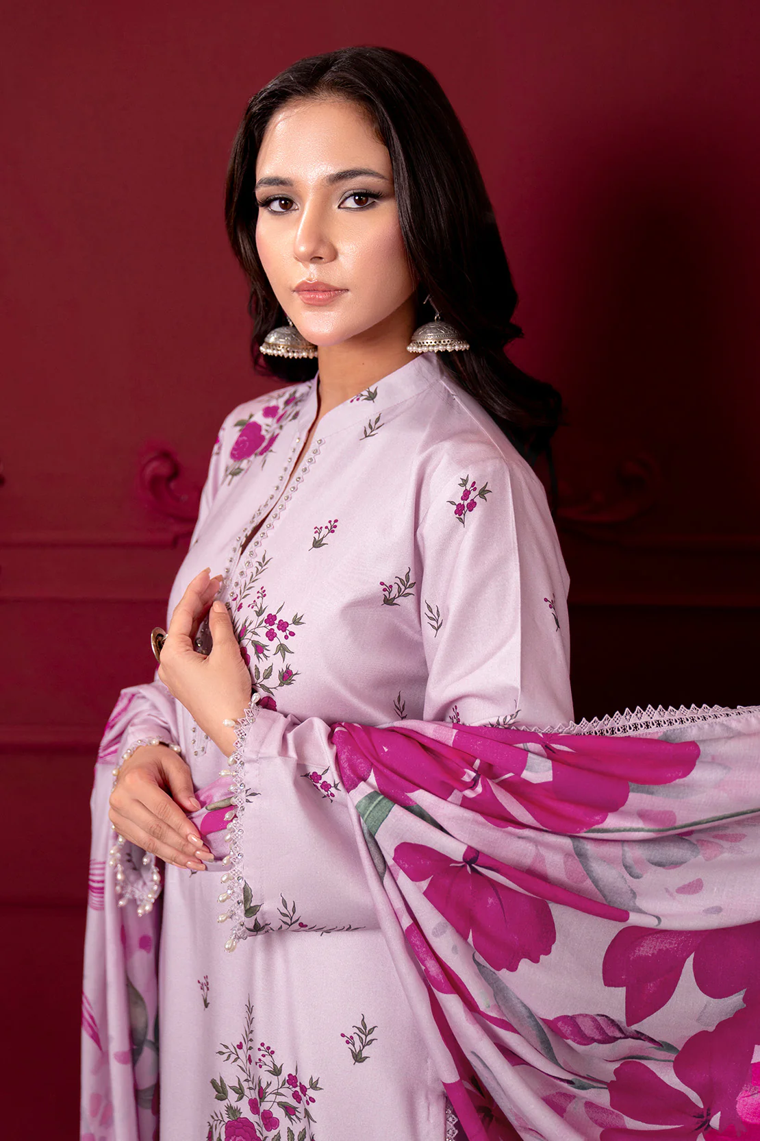 Embroidered - 3 Pc Linen Suit - Image 5