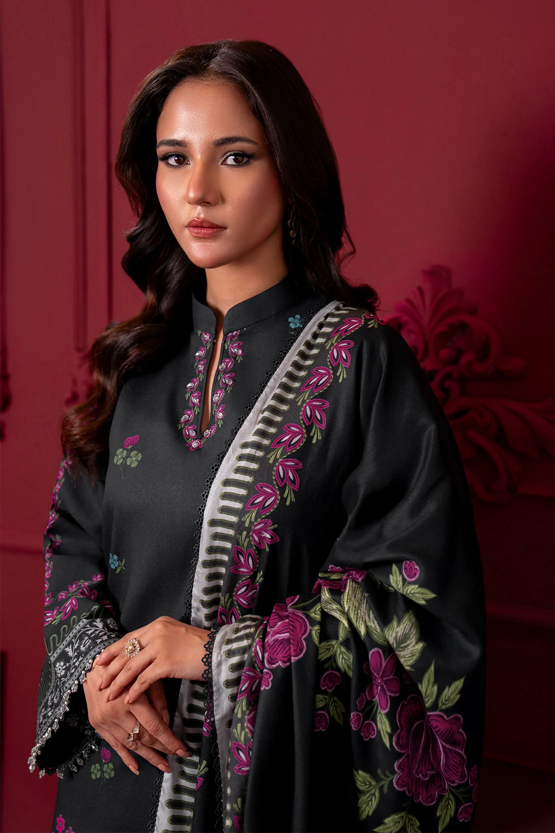 Printed - 3 Pc Linen Suit (RTW) - Image 7