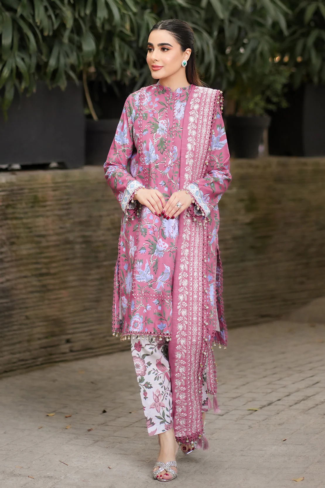 3 Pc Karandi Suit - Embroidered Shawl - Image 9