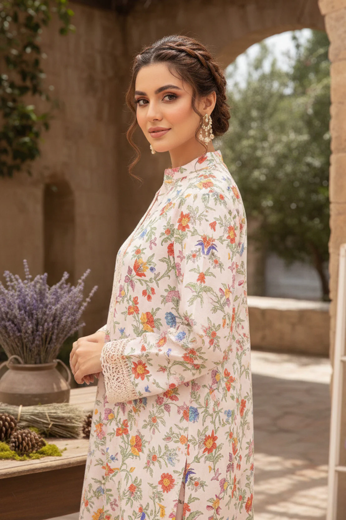 Printed - 3 Pc Slub Karandi Suit - Image 4