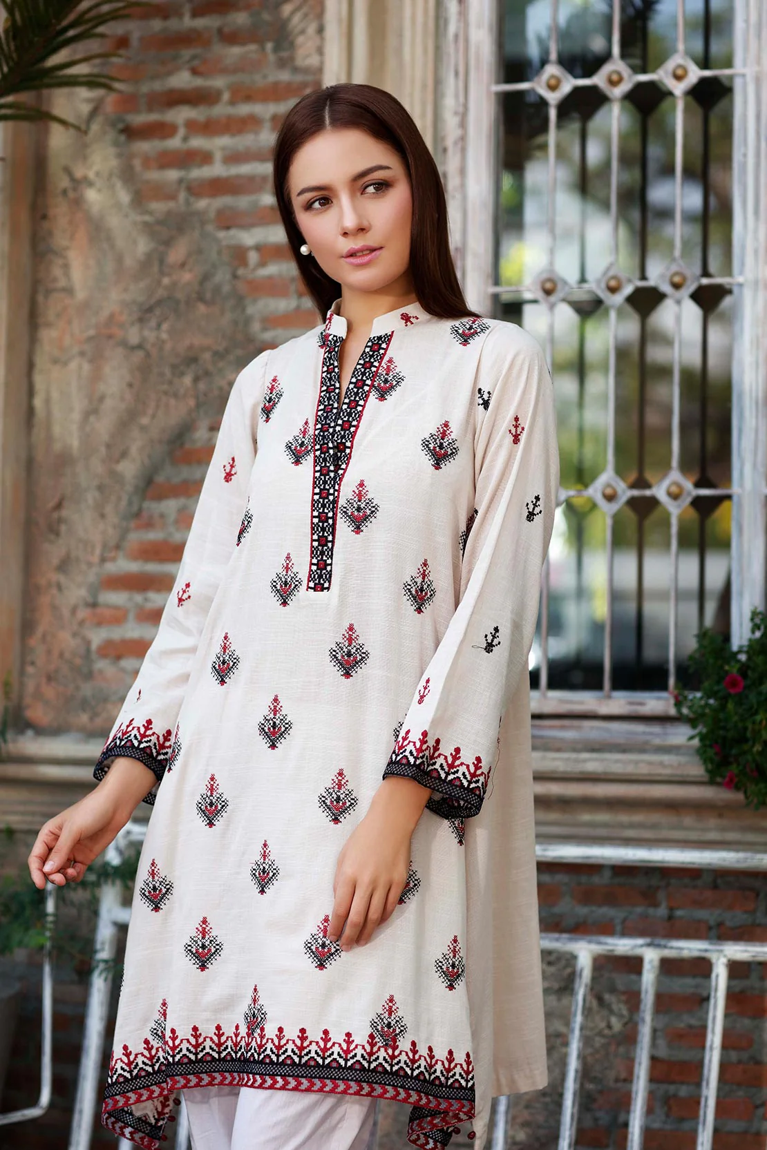 Solid Embroidered Shirt - Image 3