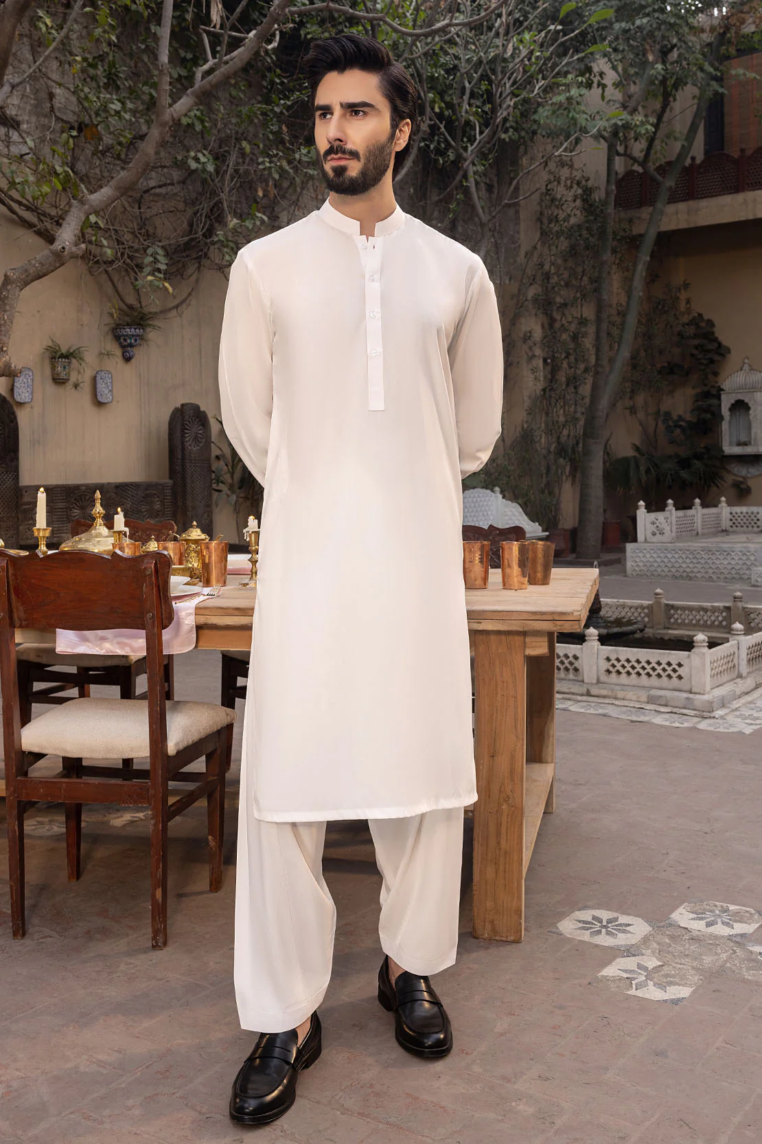 LM-1521 White