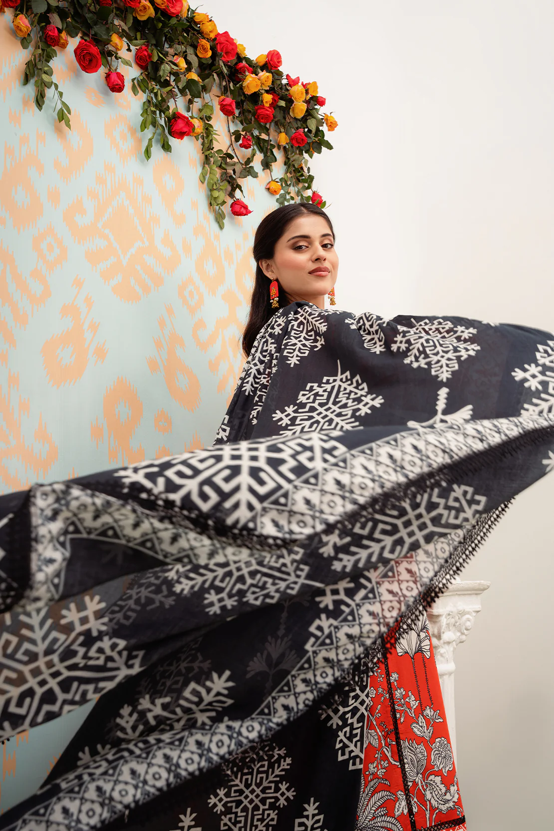 Printed - 2 Pc Lawn Suit - Image 9