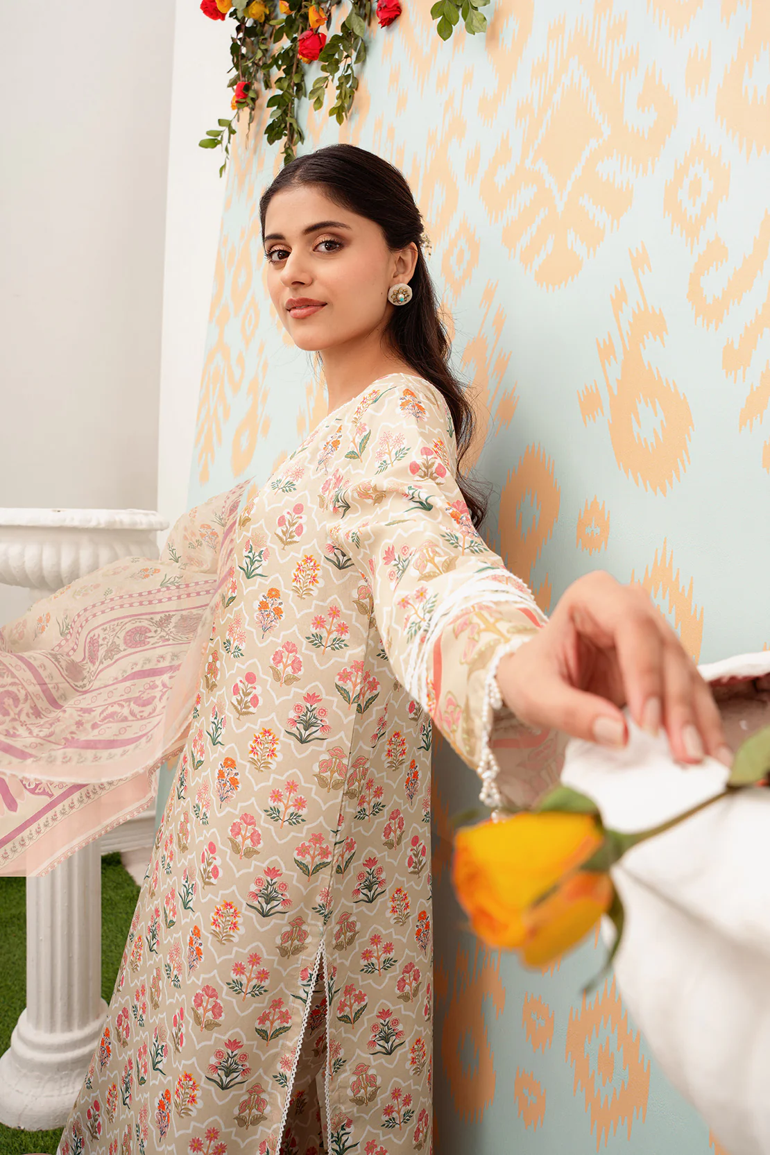 Printed - 3 Pc Lawn Suit - Image 5