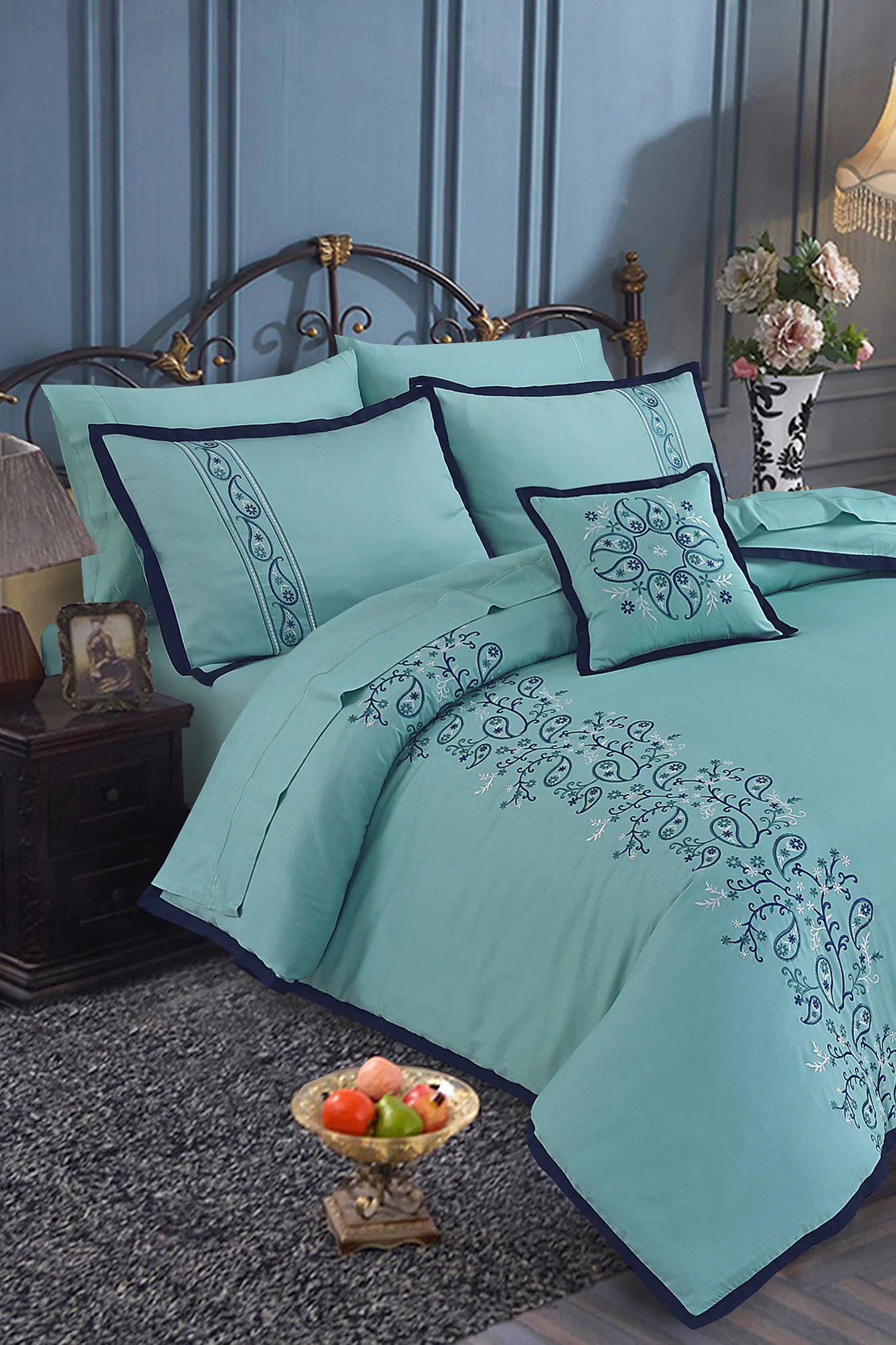 Embroidered Bed Set