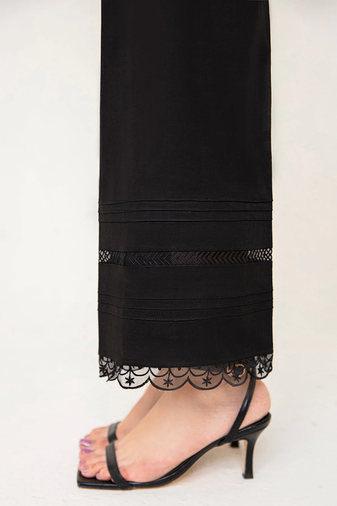 KHADDAR STRAIGHT TROUSER - Image 2