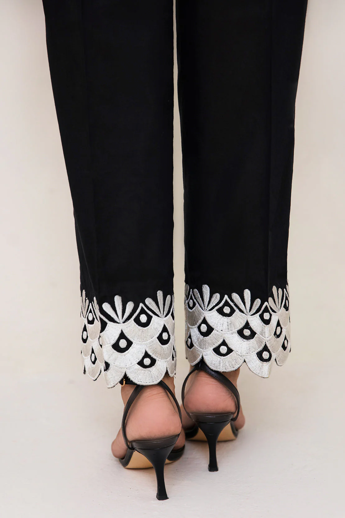 KHADDAR STRAIGHT TROUSER - Image 2