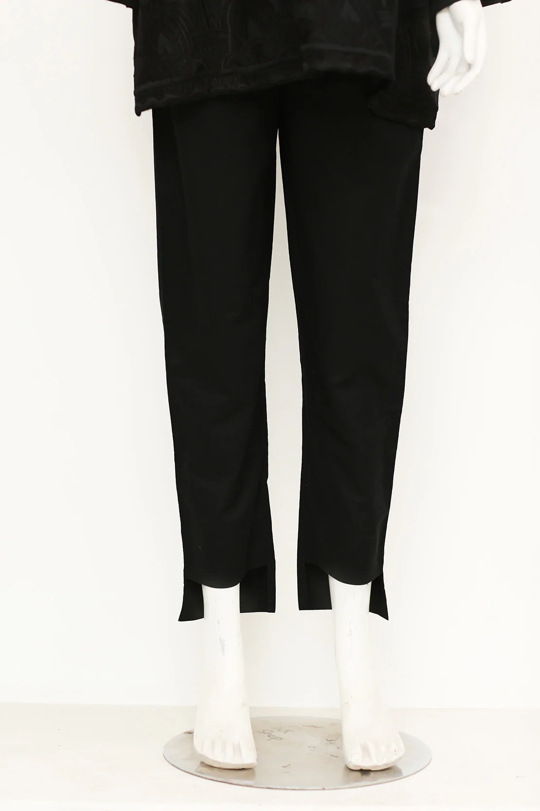 T1 (ST.PANT)